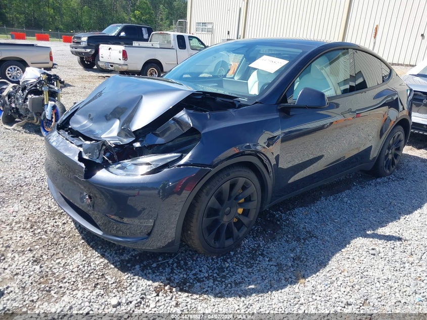 2024 Tesla Model y VIN 7SAYGDEE7RA252823 IAAI salvage auction — FRONT END, Salvage (Mississippi), sold $14,050 on 2026-07-24 (photo 2)