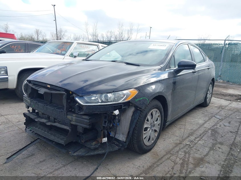2013 Ford Fusion VIN 3FA6P0G78DR364378 IAAI salvage auction — FRONT END, Salvage (Ohio), sold $250 on 2026-07-10 (photo 2)