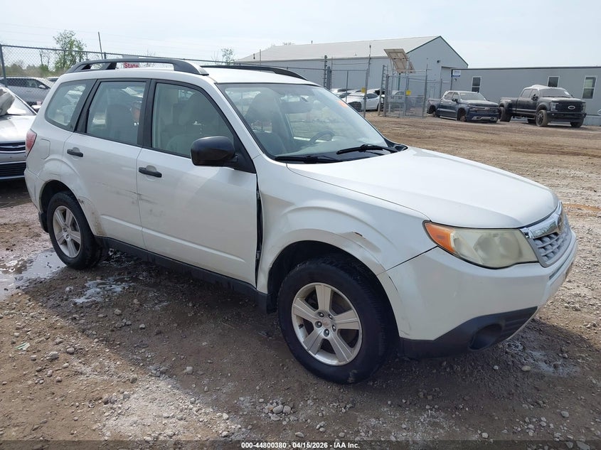 2012 Subaru Forester VIN JF2SHBBC0CH438920 IAAI salvage auction — SIDE, Salvage Title, sold $425 on 2026-07-16 (photo 1)