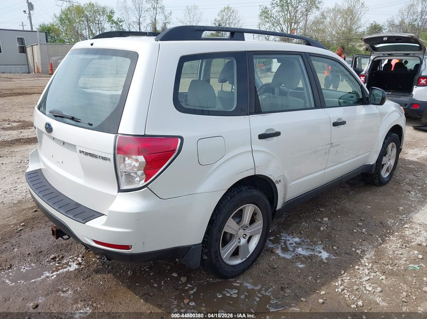 2012 Subaru Forester VIN JF2SHBBC0CH438920 IAAI salvage auction — SIDE, Salvage Title, sold $425 on 2026-07-16 (photo 4)