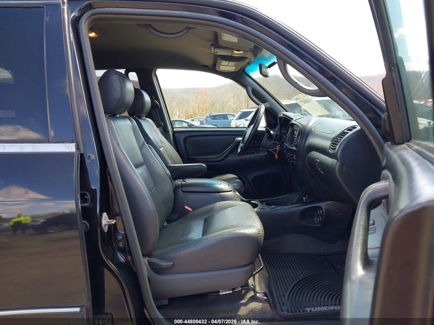 2005 Toyota Tundra VIN 5TBDT44195S472679 IAAI salvage auction — LEFT & RIGHT, Salvage (Texas), sold $1,500 on 2026-07-23 (photo 5)