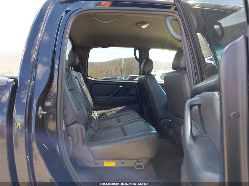 2005 Toyota Tundra VIN 5TBDT44195S472679 IAAI salvage auction — LEFT & RIGHT, Salvage (Texas), sold $1,500 on 2026-07-23 (photo 8)