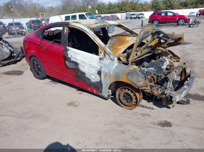 2015 Hyundai Accent VIN KMHCT4AE3FU804862 IAAI salvage auction — BURN, Salvage Title, sold $125 on 2026-07-07 (photo 1)