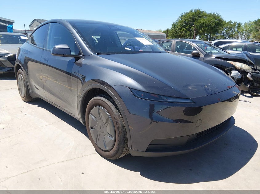 2026 Tesla Model y VIN 7SAYGDED3TA603158 IAAI salvage auction — LEFT SIDE, Wait Title, sold $18,950 on 2026-08-27 (photo 1)