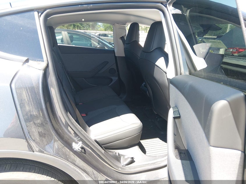 2026 Tesla Model y VIN 7SAYGDED3TA603158 IAAI salvage auction — LEFT SIDE, Wait Title, sold $18,950 on 2026-08-27 (photo 8)