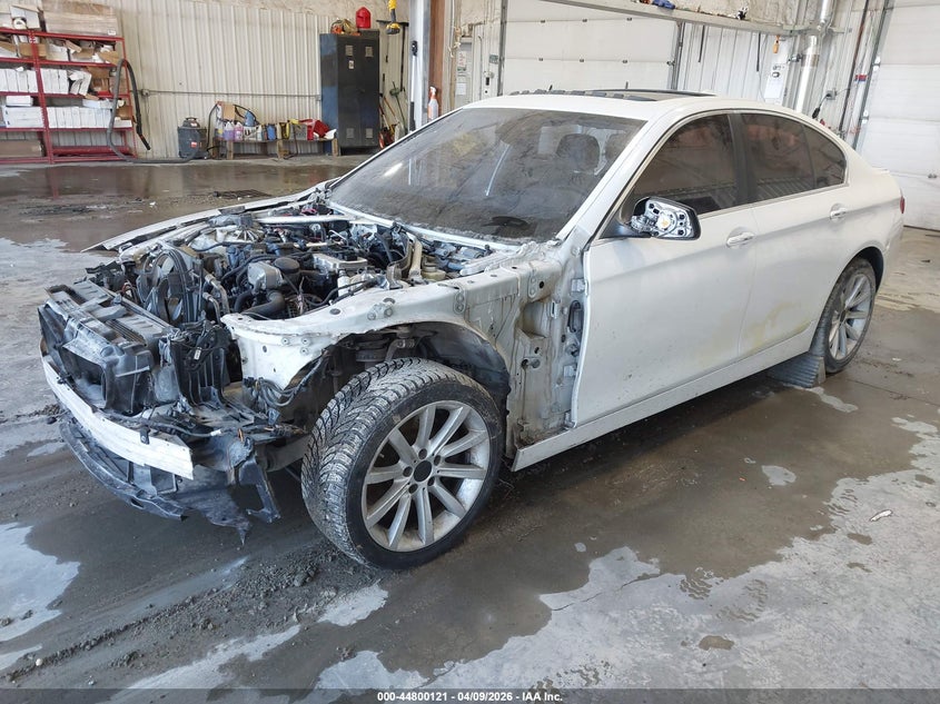 2013 BMW 5er VIN WBAXH5C5XDD107967 IAAI salvage auction — ALL OVER, Salvage Title, sold $25 on 2026-07-17 (photo 2)
