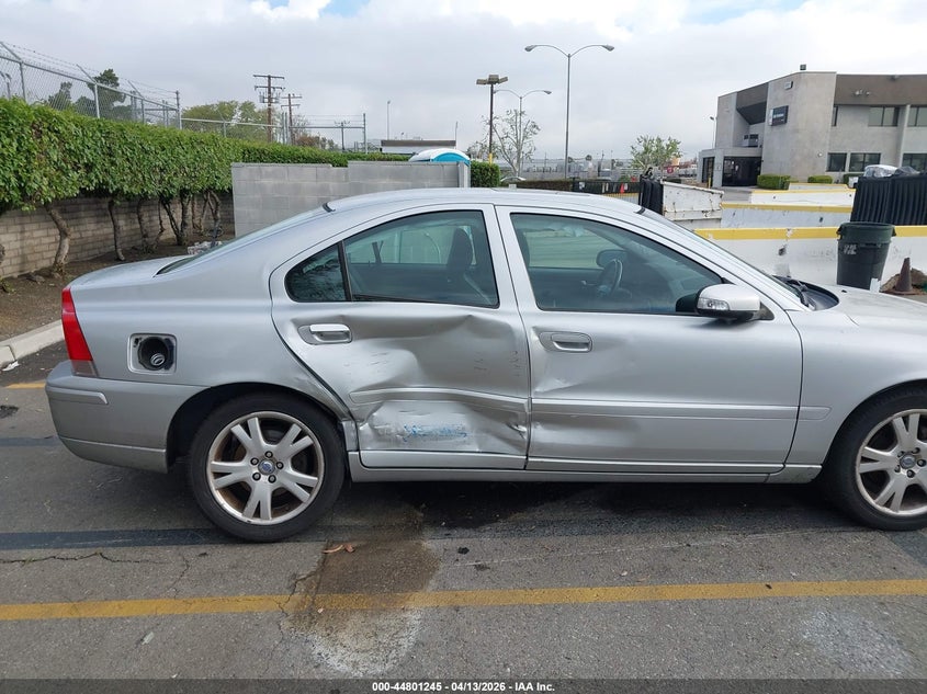 2007 Volvo S60 VIN YV1RH592772607359 IAAI salvage auction — RIGHT SIDE, Salvage (California), sold $275 on 2026-07-14 (photo 6)