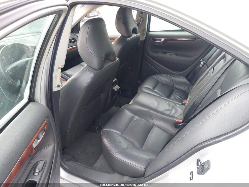 2007 Volvo S60 VIN YV1RH592772607359 IAAI salvage auction — RIGHT SIDE, Salvage (California), sold $275 on 2026-07-14 (photo 8)