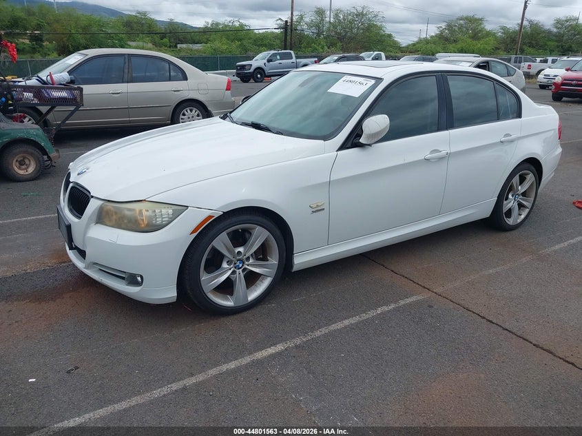 2011 BMW 3er VIN WBAPL5G56BNN21974 IAAI salvage auction — WATER/FLOOD, Salvage (Hawaii), sold $525 on 2026-07-28 (photo 2)