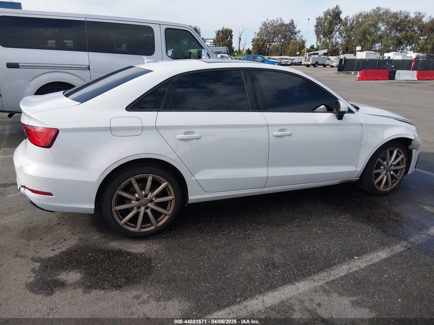 2015 Audi A3 VIN WAUACGFF5F1143784 IAAI salvage auction — NORMAL WEAR, Salvage (Texas), sold $2,100 on 2026-07-30 (photo 4)