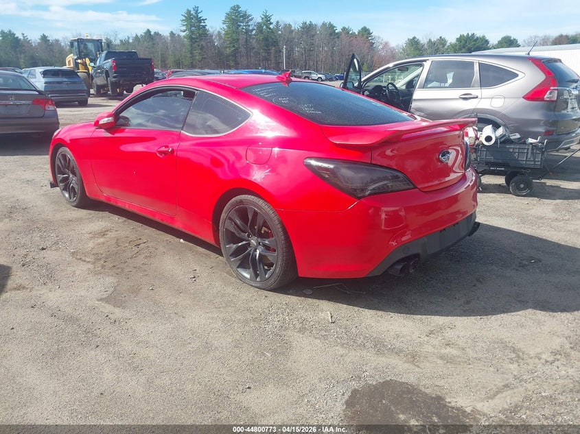 2013 Hyundai Genesis VIN KMHHU6KJ6DU106852 IAAI salvage auction — FRONT & REAR, Salvage (Idaho), sold $675 on 2026-07-24 (photo 3)