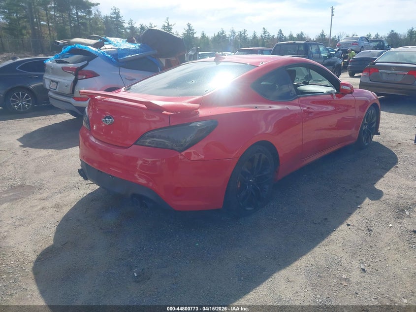 2013 Hyundai Genesis VIN KMHHU6KJ6DU106852 IAAI salvage auction — FRONT & REAR, Salvage (Idaho), sold $675 on 2026-07-24 (photo 4)