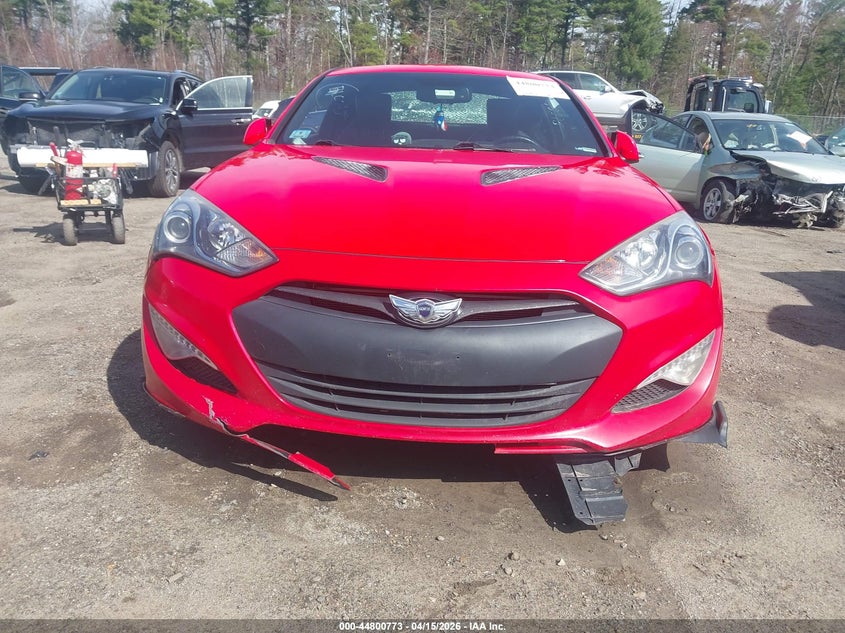 2013 Hyundai Genesis VIN KMHHU6KJ6DU106852 IAAI salvage auction — FRONT & REAR, Salvage (Idaho), sold $675 on 2026-07-24 (photo 6)