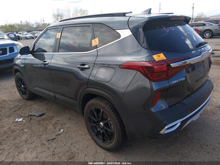 2023 Kia Seltos VIN KNDEUCAA8P7439340 IAAI salvage auction — BIOHAZARD/CHEMICAL, Salvage (Colorado), sold $8,200 on 2026-08-01 (photo 3)