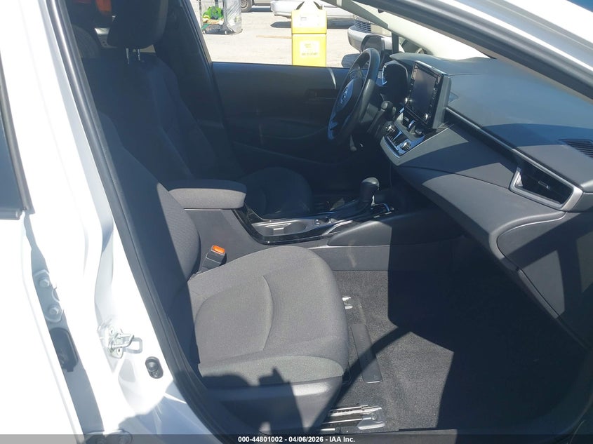 2022 Toyota Corolla VIN JTDEAMDE3N3009250 IAAI salvage auction — LEFT SIDE, Wait Title, sold $6,600 on 2026-07-29 (photo 5)