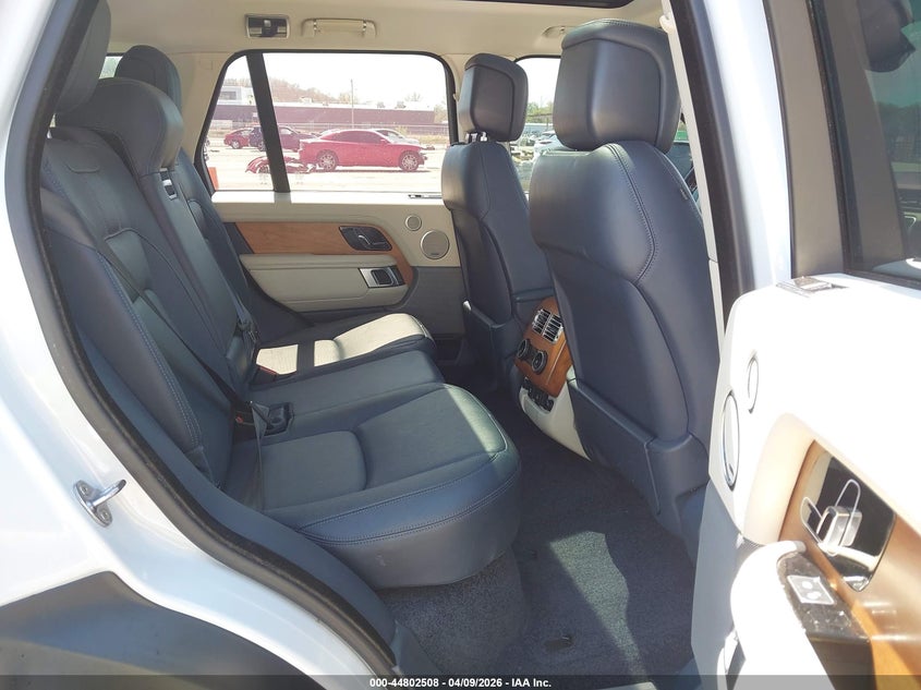 2018 Land rover RANGE ROVER VIN SALGS2SV3JA384583 IAAI salvage auction — SIDE, Salvage Title, sold $7,300 on 2026-07-17 (photo 8)