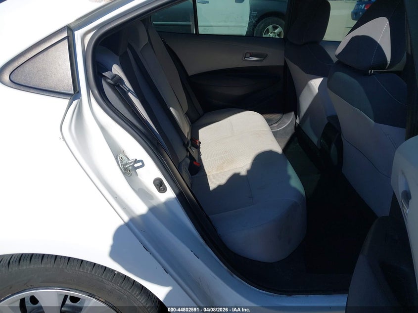 2021 Toyota Corolla VIN 5YFEPMAE8MP215401 IAAI salvage auction — HAIL, Original (Texas), sold $4,250 on 2026-07-29 (photo 5)
