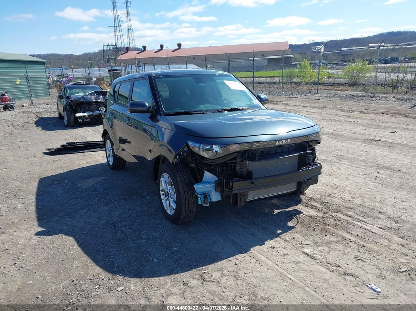 2025 Kia Soul VIN KNDJ23AU5S7267923 IAAI salvage auction — FRONT END, Wait Title, sold $6,700 on 2026-07-10 (photo 1)