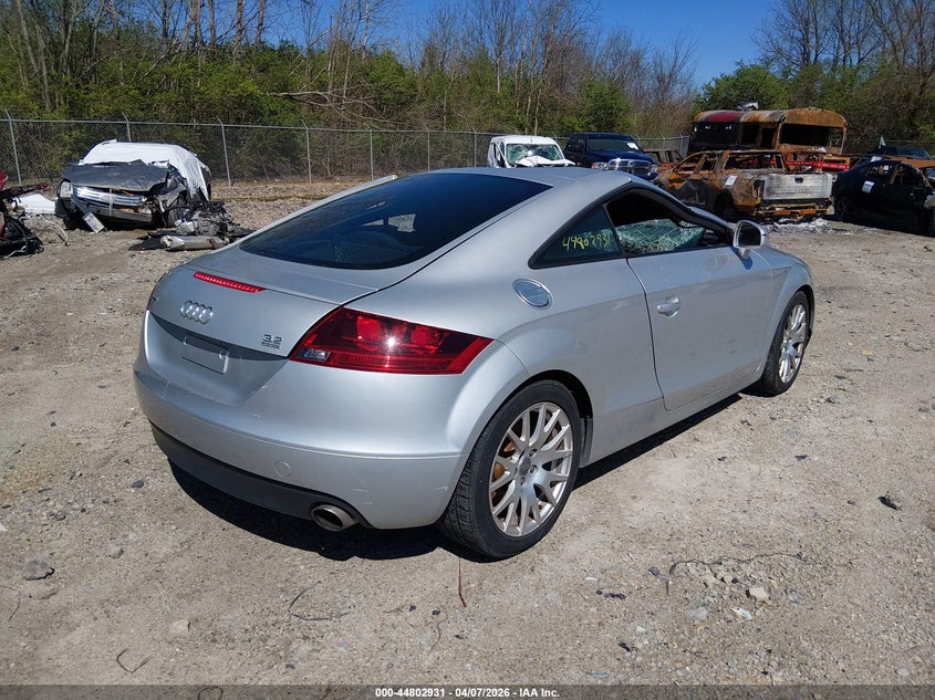 2008 Audi Tt VIN TRUDD38J481005833 IAAI salvage auction — ROOF, Salvage (Ohio), sold $1,100 on 2026-07-14 (photo 4)