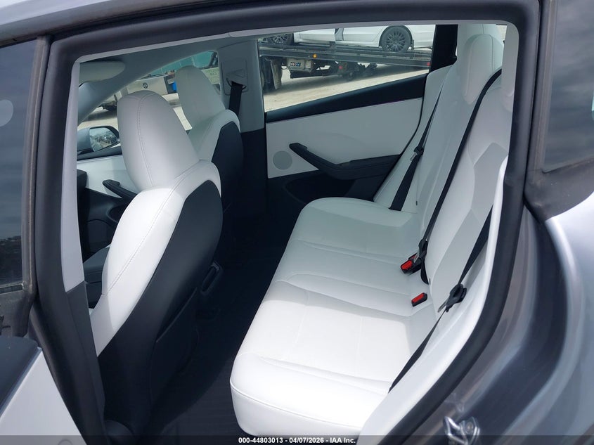 2025 Tesla Model 3 VIN 5YJ3E1EA0SF062847 IAAI salvage auction — LEFT SIDE, Wait Title, sold $28,250 on 2026-07-20 (photo 8)