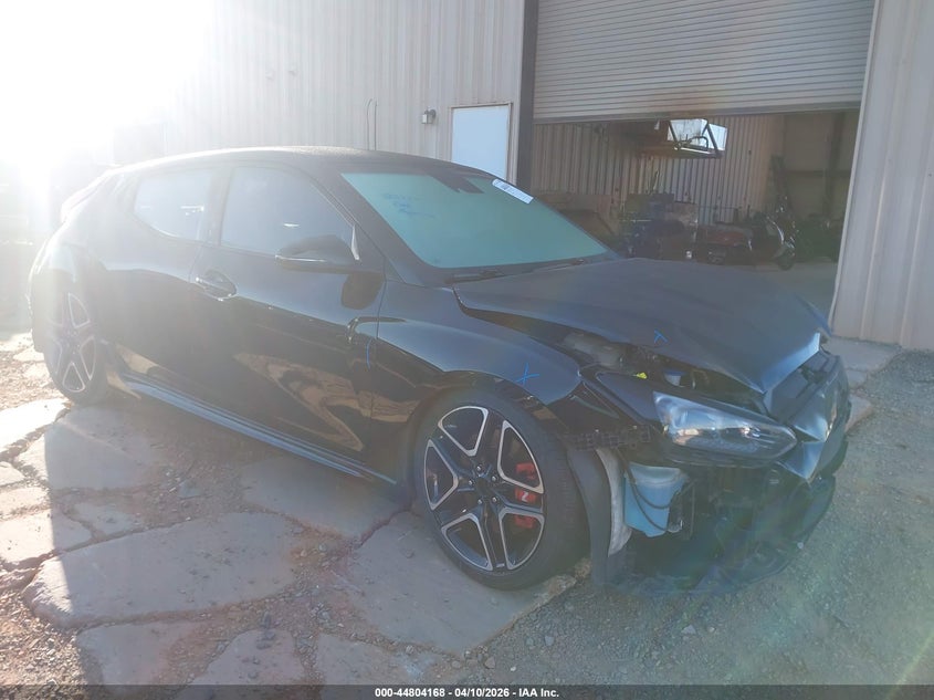 2021 Hyundai Veloster VIN KMHT36AH2MU008803 IAAI salvage auction — FRONT & REAR, Salvage (North Carolina), sold $2,050 on 2026-07-06 (photo 1)