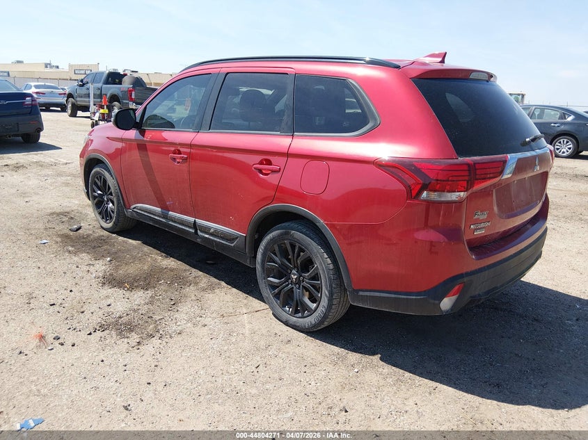 2018 Mitsubishi Outlander VIN JA4AZ3A38JZ044193 IAAI salvage auction — RIGHT FRONT, Wait Title, sold $2,300 on 2026-07-17 (photo 3)