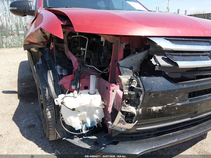 2018 Mitsubishi Outlander VIN JA4AZ3A38JZ044193 IAAI salvage auction — RIGHT FRONT, Wait Title, sold $2,300 on 2026-07-17 (photo 6)