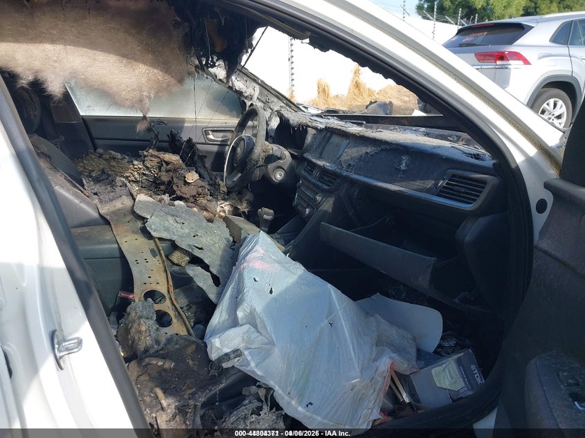 2020 Kia Optima VIN 5XXGT4L3XLG391244 IAAI salvage auction — ENGINE BURN, Salvage Title, sold $175 on 2026-07-07 (photo 5)