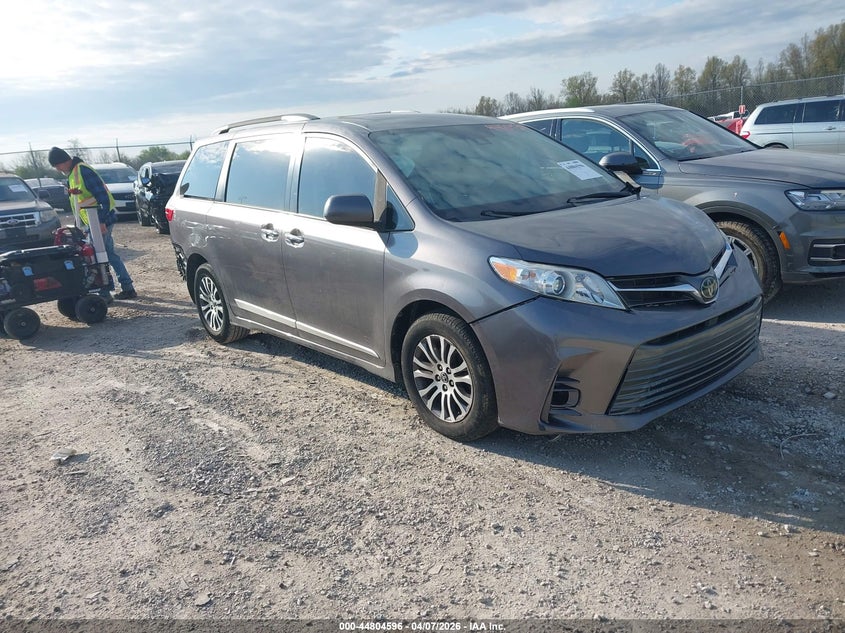 2019 Toyota Sienna VIN 5TDYZ3DC4KS020475 IAAI salvage auction — LEFT FRONT, Salvage (Kentucky), sold $4,925 on 2026-07-29 (photo 1)