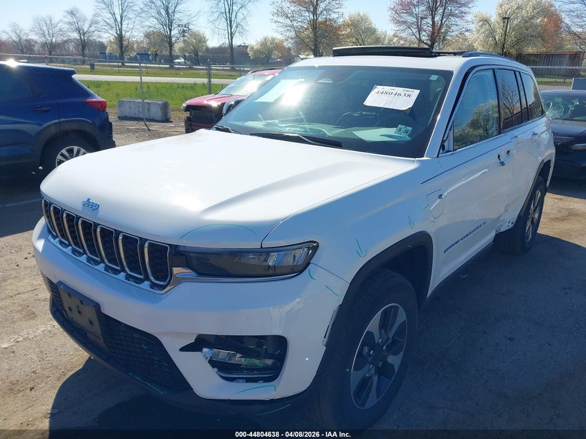 2023 Jeep Grand cherokee VIN 1C4RJYB61P8794975 IAAI salvage auction — LEFT SIDE, Salvage (New Jersey), sold $11,900 on 2026-07-30 (photo 2)