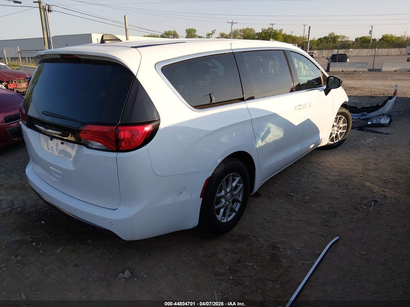 2025 Chrysler Voyager VIN 2C4RC1CG4SR605693 IAAI salvage auction — FRONT END, Wait Title, sold $13,600 on 2026-08-20 (photo 4)