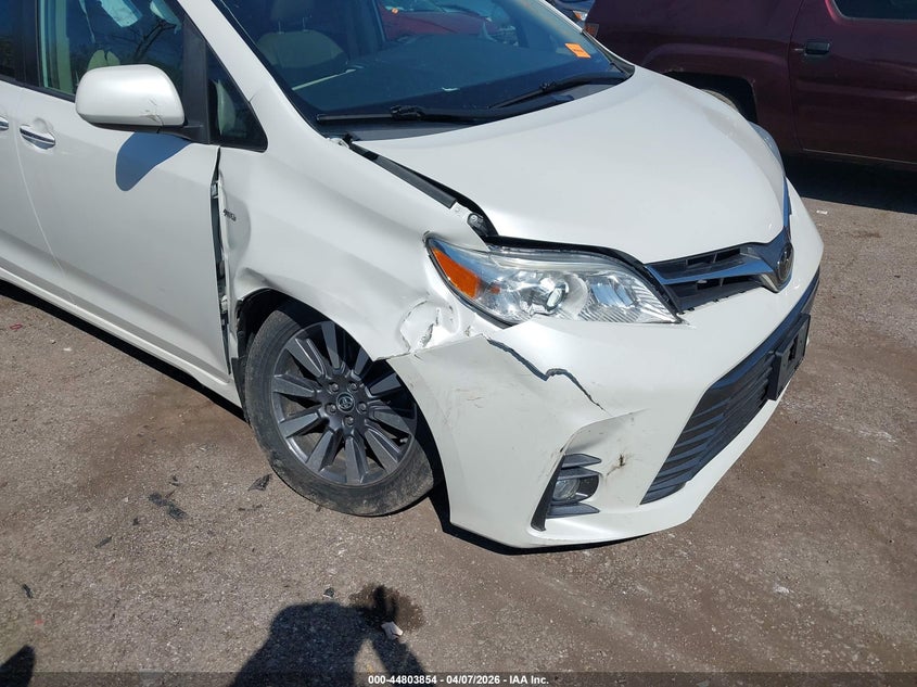 2019 Toyota Sienna VIN 5TDDZ3DC6KS218988 IAAI salvage auction — RIGHT FRONT, Salvage Title, sold $9,050 on 2026-07-21 (photo 6)