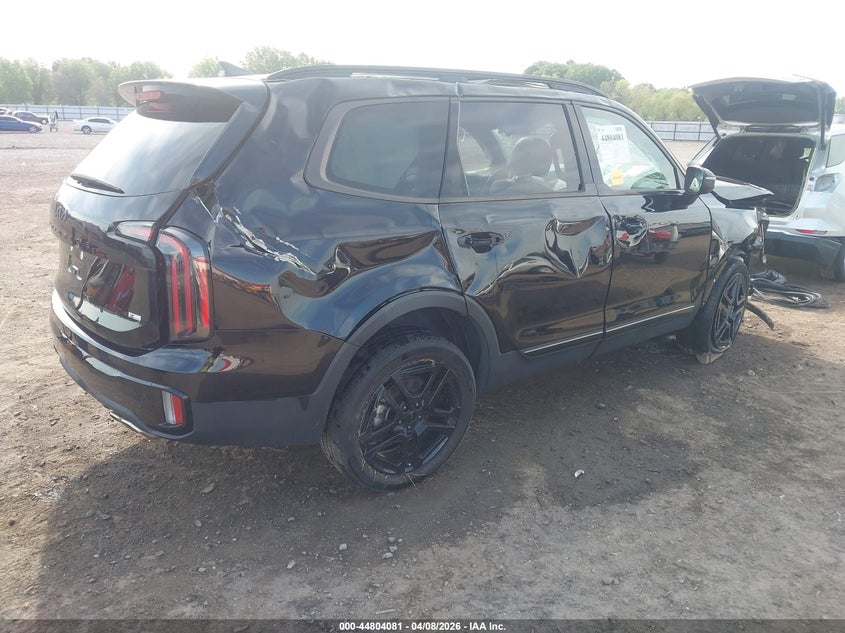 2025 Kia Telluride VIN 5XYP3DGC6SG573799 IAAI salvage auction — ROLLOVER, Salvage Title, sold $3,350 on 2026-07-08 (photo 4)