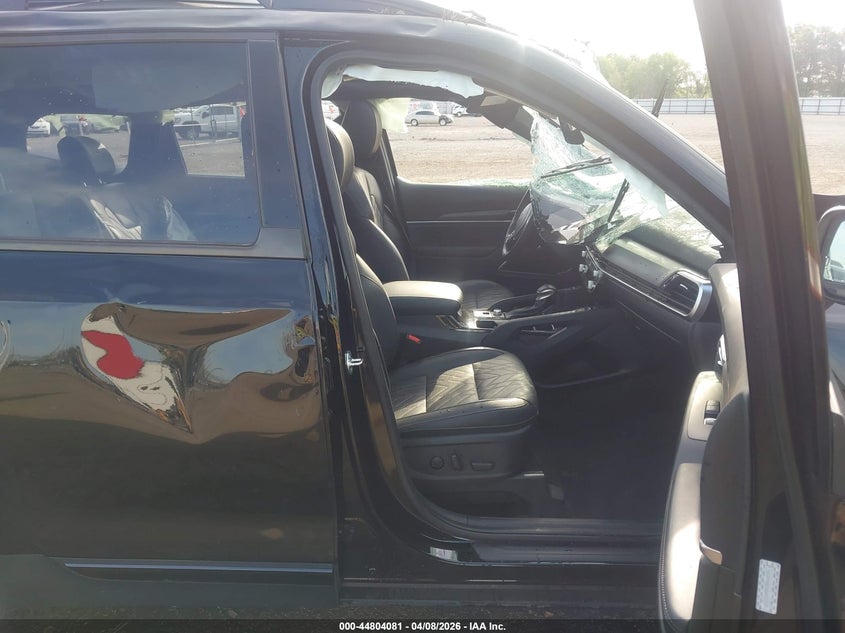 2025 Kia Telluride VIN 5XYP3DGC6SG573799 IAAI salvage auction — ROLLOVER, Salvage Title, sold $3,350 on 2026-07-08 (photo 5)