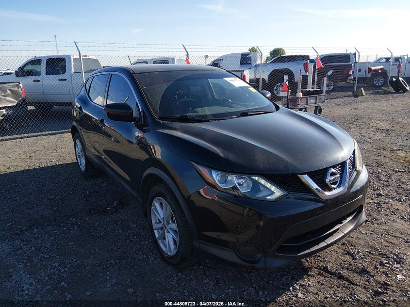 2017 Nissan Rogue sport VIN JN1BJ1CP9HW034731 IAAI salvage auction — REAR END, Wait Title, sold $2,250 on 2026-08-02 (photo 1)