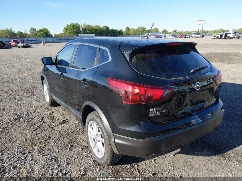 2017 Nissan Rogue sport VIN JN1BJ1CP9HW034731 IAAI salvage auction — REAR END, Wait Title, sold $2,250 on 2026-08-02 (photo 3)