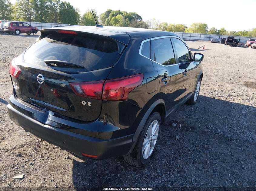 2017 Nissan Rogue sport VIN JN1BJ1CP9HW034731 IAAI salvage auction — REAR END, Wait Title, sold $2,250 on 2026-08-02 (photo 4)
