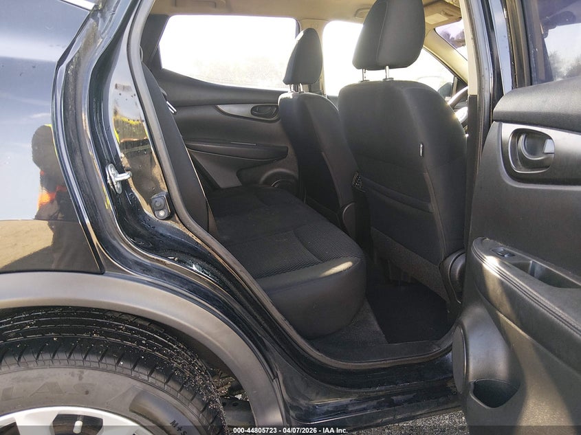2017 Nissan Rogue sport VIN JN1BJ1CP9HW034731 IAAI salvage auction — REAR END, Wait Title, sold $2,250 on 2026-08-02 (photo 8)