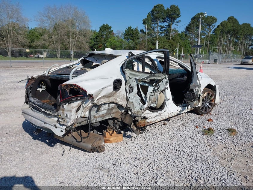 2015 Volvo S60 VIN YV149MFM8F1343032 IAAI salvage auction — ROLLOVER, Salvage (Alabama), sold $325 on 2026-08-24 (photo 4)