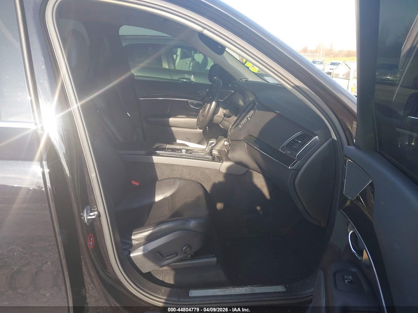 2018 Volvo Xc90 VIN YV4102PK0J1357520 IAAI salvage auction — FRONT END, Salvage Title, sold $6,200 on 2026-07-19 (photo 5)