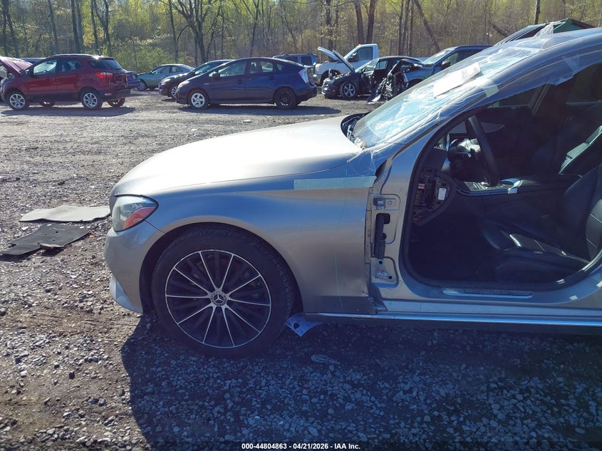 2019 Mercedes-benz C-klasse VIN 55SWF8DB5KU299216 IAAI salvage auction — LEFT SIDE, Salvage Title, sold $8,650 on 2026-08-13 (photo 6)