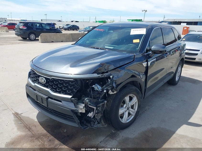 2021 Kia Sorento VIN 5XYRG4LC5MG047105 IAAI salvage auction — FRONT END, Wait Title, sold $5,400 on 2026-07-29 (photo 2)