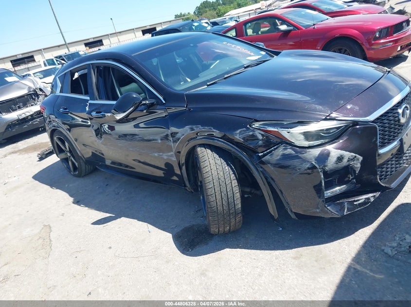 2017 Infiniti Qx30 VIN SJKCH5CP4HA021089 IAAI salvage auction — REAR END, Salvage Title, sold $925 on 2026-07-22 (photo 1)