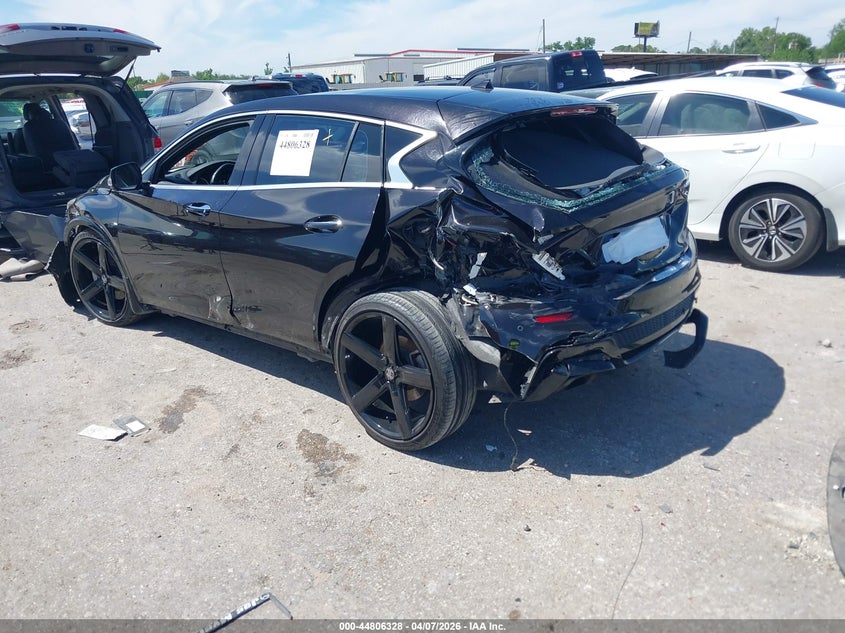 2017 Infiniti Qx30 VIN SJKCH5CP4HA021089 IAAI salvage auction — REAR END, Salvage Title, sold $925 on 2026-07-22 (photo 3)