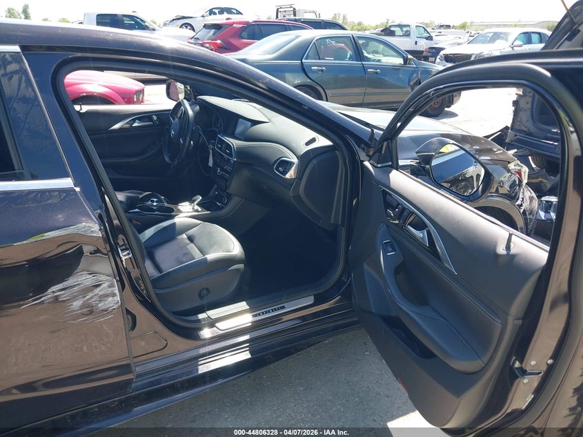 2017 Infiniti Qx30 VIN SJKCH5CP4HA021089 IAAI salvage auction — REAR END, Salvage Title, sold $925 on 2026-07-22 (photo 5)