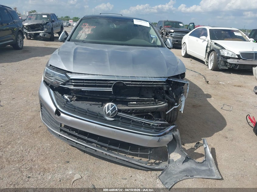 2023 Volkswagen Jetta VIN 3VW7M7BU4PM042090 IAAI salvage auction — FRONT END, Salvage Title, sold $3,850 on 2026-08-11 (photo 6)