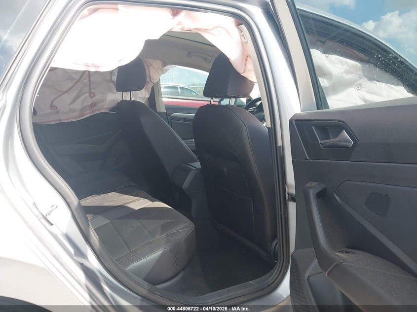 2023 Volkswagen Jetta VIN 3VW7M7BU4PM042090 IAAI salvage auction — FRONT END, Salvage Title, sold $3,850 on 2026-08-11 (photo 8)