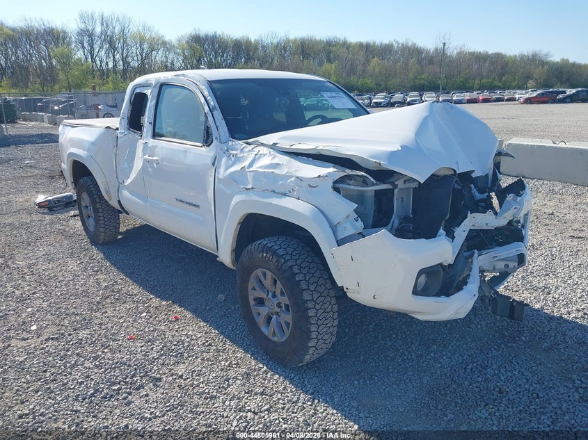 2018 Toyota Tacoma VIN 5TFSX5EN0JX061850 IAAI salvage auction — FRONT END, Salvage Title, sold $6,150 on 2026-07-22 (photo 1)