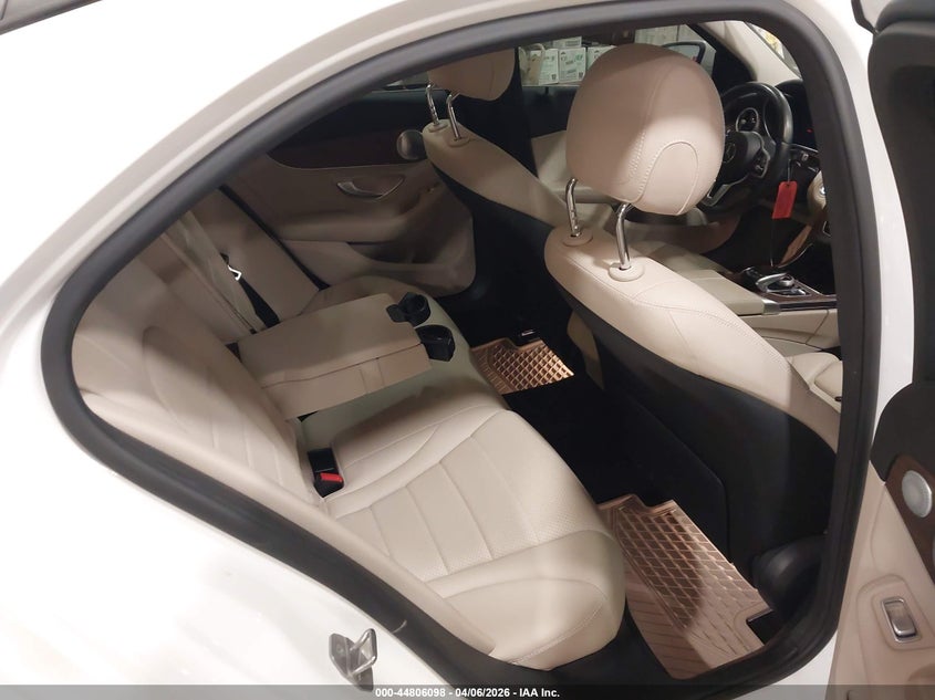 2021 Mercedes-benz C-klasse VIN W1KWF8EB0MR632652 IAAI salvage auction — REAR END, Salvage Title, sold $9,400 on 2026-08-05 (photo 8)