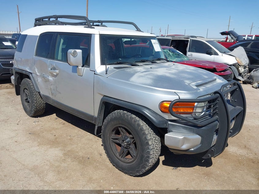 2007 Toyota Fj cruiser VIN JTEZU11F670011918 IAAI salvage auction — SIDE, Original (Texas), sold $2,800 on 2026-07-14 (photo 1)